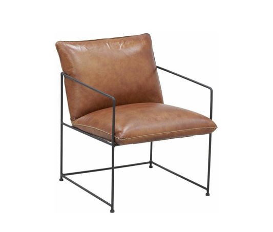 Fauteuil moderne en cuir de buffle brun avec structure fine en métal noir, design élégant et confortable