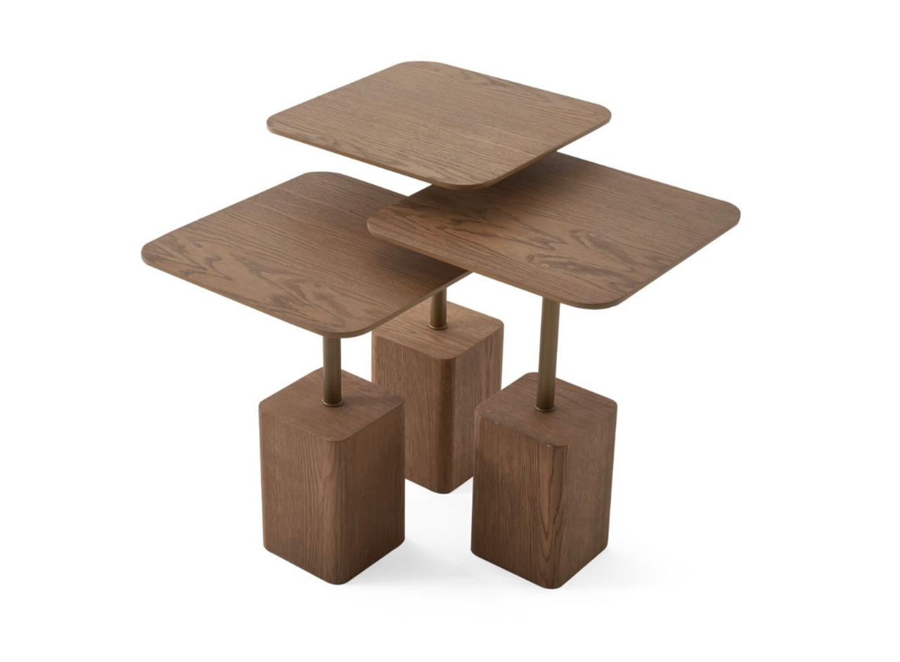 Trio de tables gigognes Hugo-C en bois naturel avec bases rectangulaires